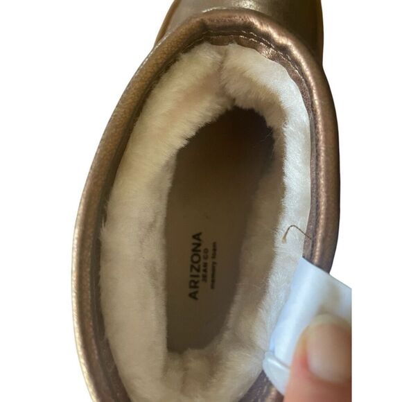 NWT Arizona Women 6 Spring Metallic Bronze Ankle Boot Bootie Memory Foam Brand N - Picture 4 of 9